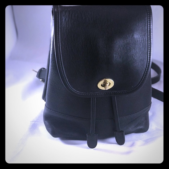 Coach Handbags - Coach Vintage Black Leather Day Pack/ Back Pack